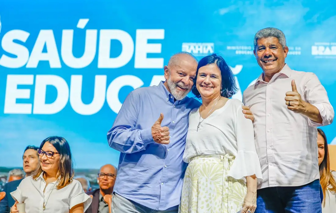 Presidente Lula com a ministra Nísia Trindade