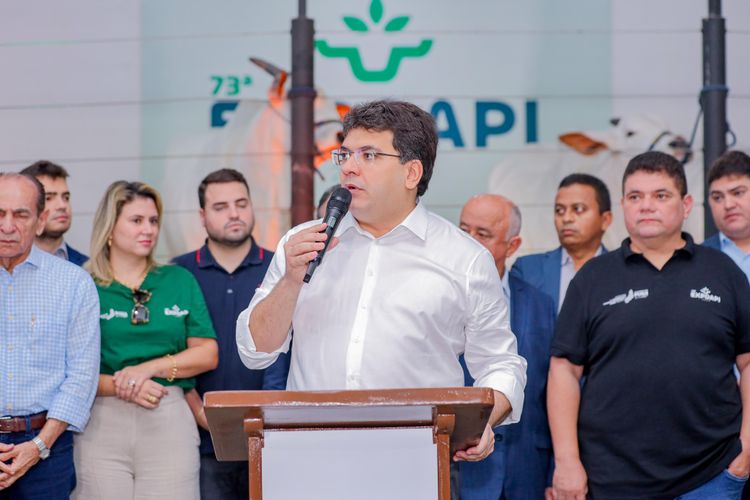 Governador Rafael Fonteles em café da manhã de lançamento da 73ª edição da Expoapi