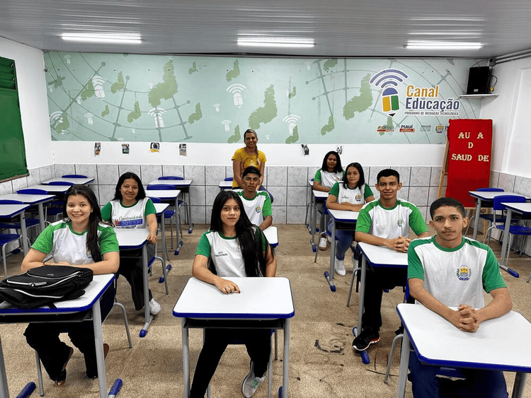 Inteligência artificial revoluciona escolas públicas no Piauí