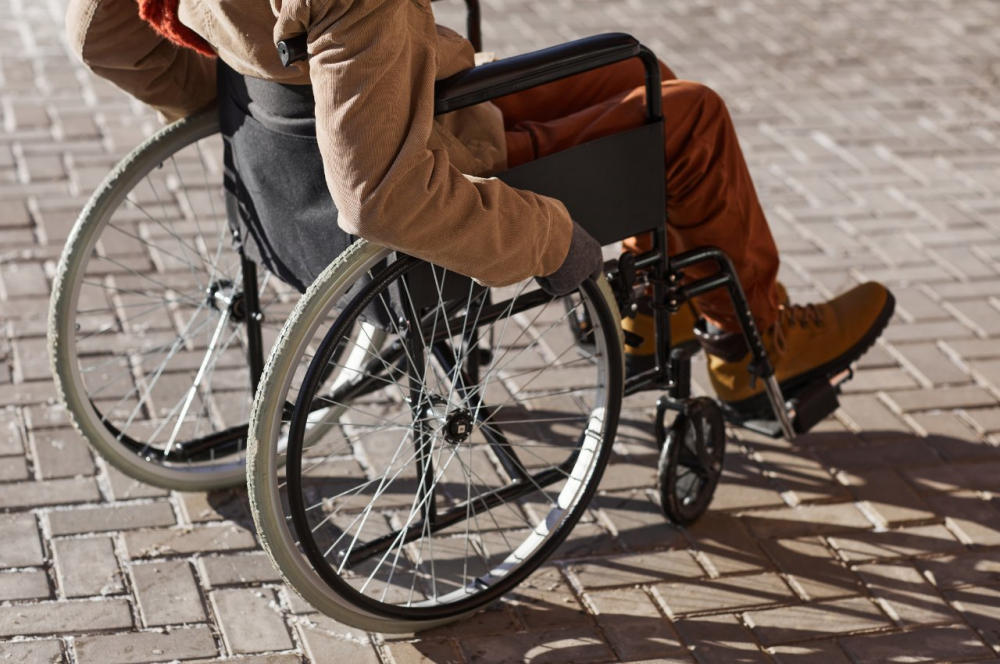 Medicamento a base de polilaminina pode restaurar o movimento em pessoas que ficaram paraplégicas ou tetraplégicas