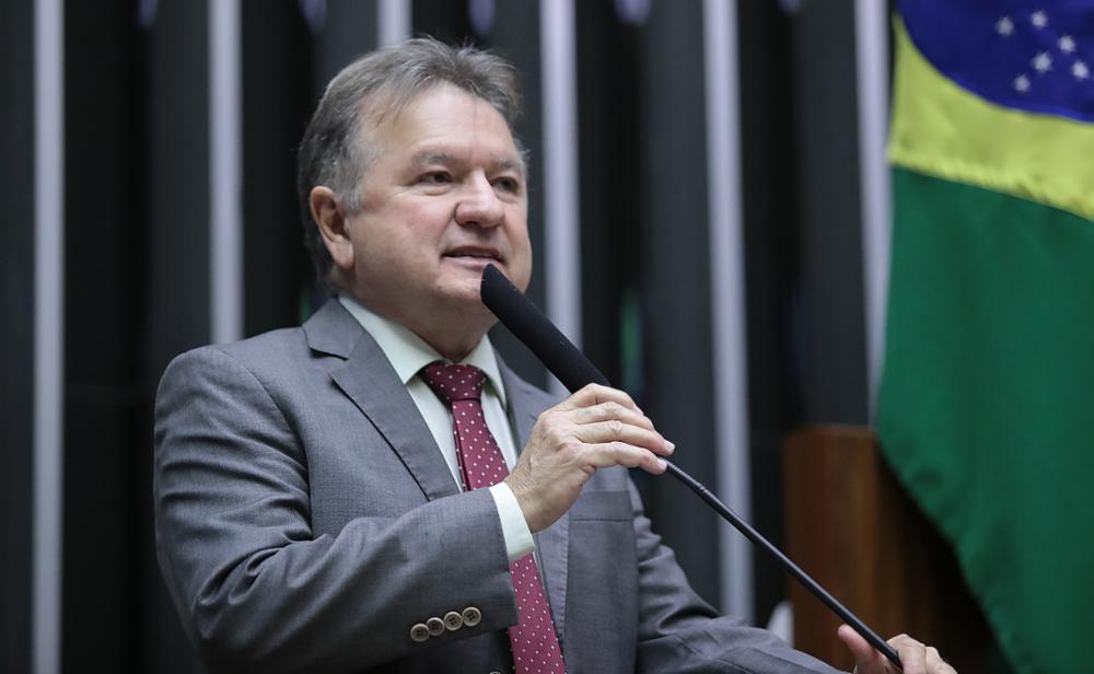 Deputado federal Merlong Solano (PT) propõe convocação do presidente do BC, Roberto Campos Neto
