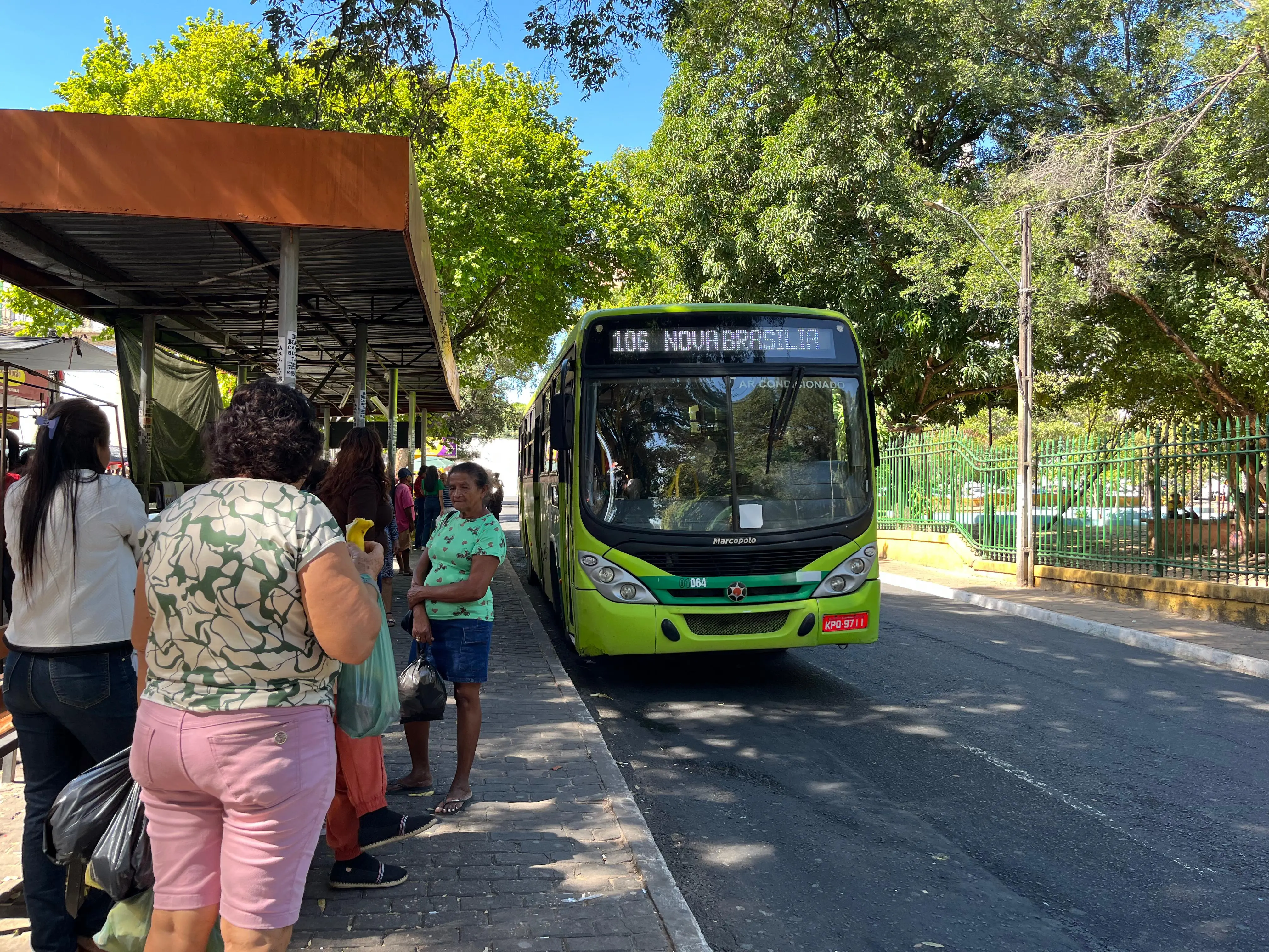 Transporte coletivo no terminal praça da Bandeira, Centro de Teresina