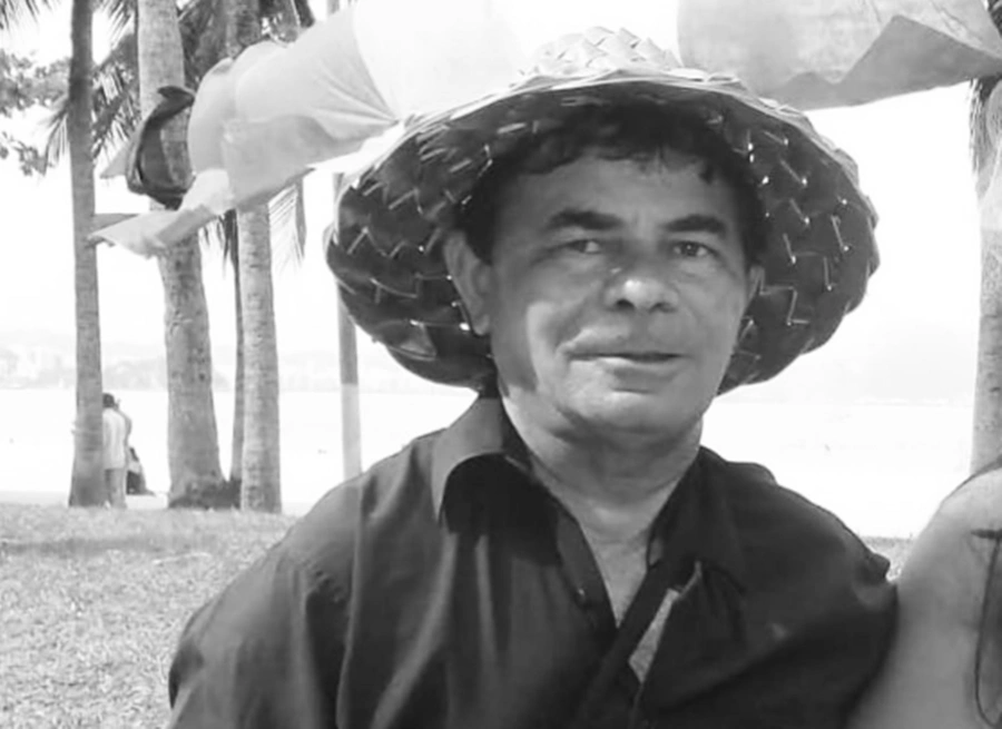William Soares, poeta piauiense