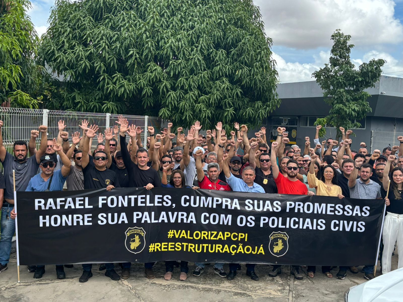 Policiais civis do Piauí paralisam atividades
