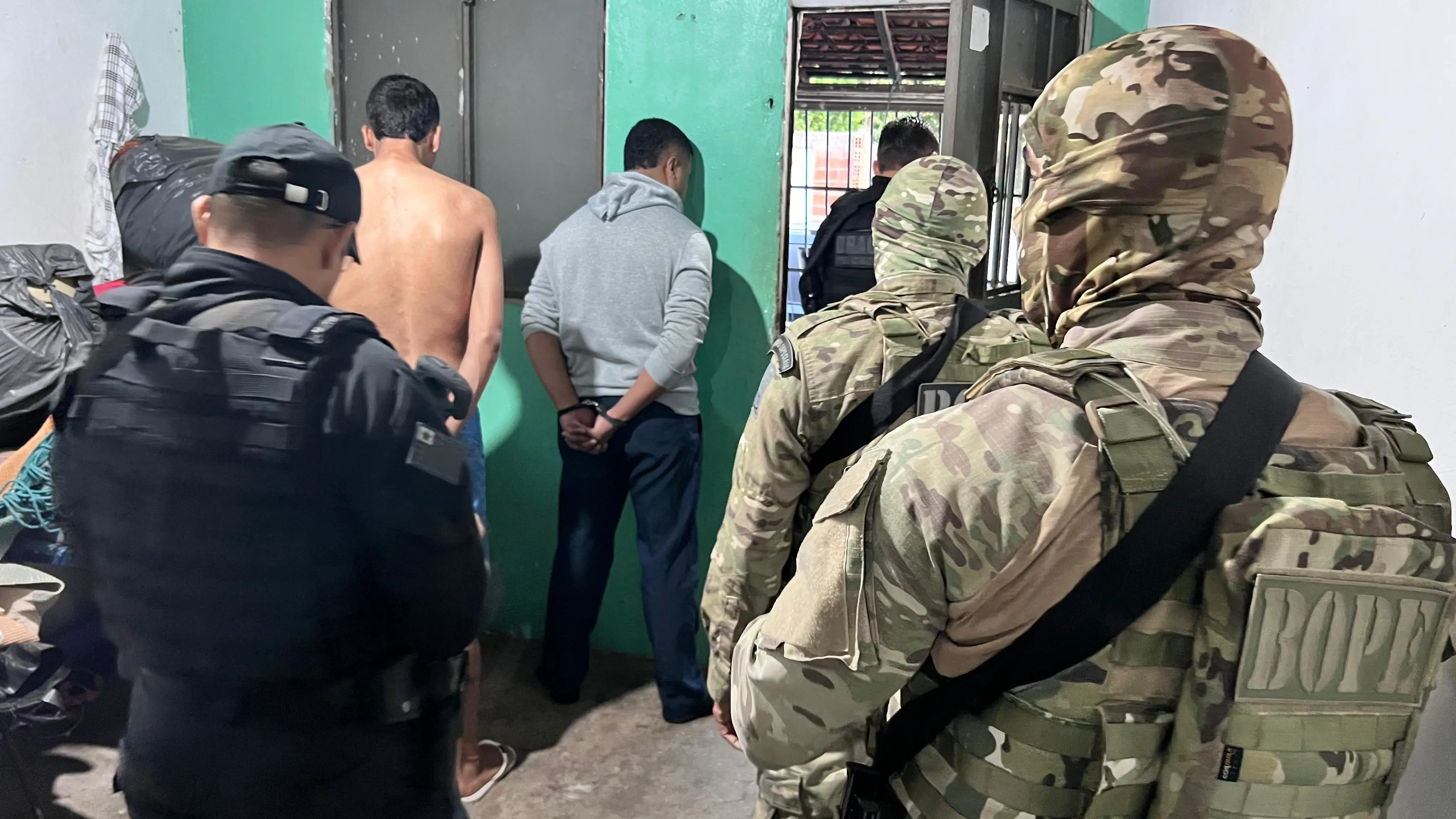 Polícia Civil realiza prisões por tortura e sequestro na capital