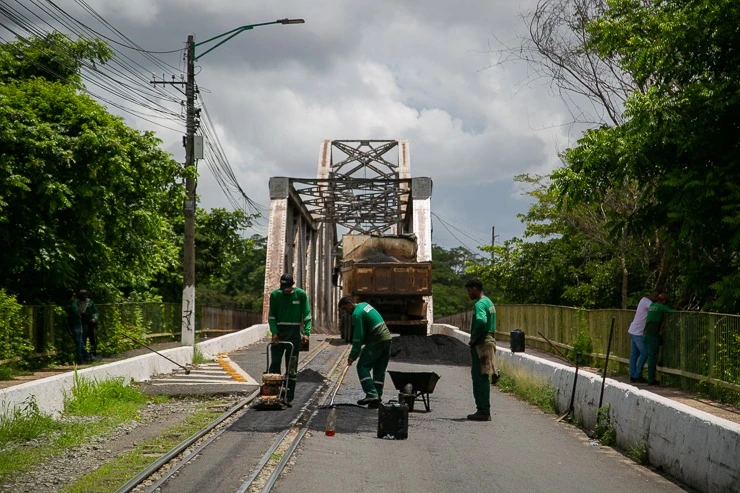 Tráfego de veículos estará totalmente interditado na Ponte Metálica de Timon para realização de obras