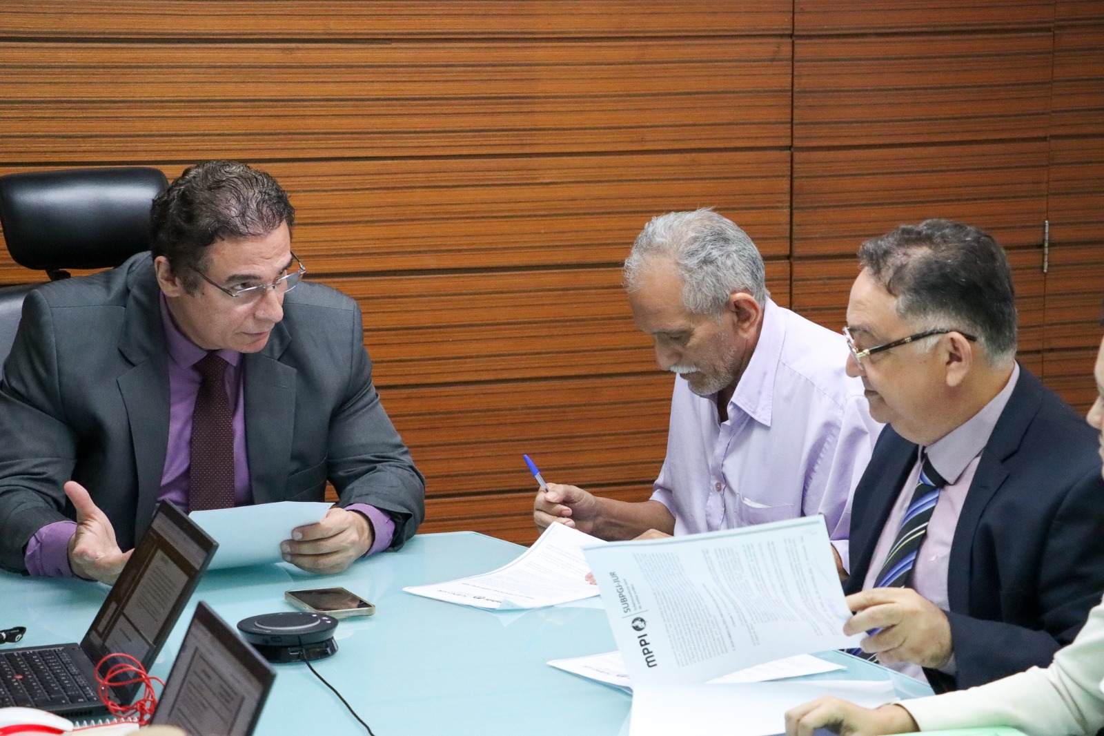 Prefeitos assinam acordo com Ministério Público para encerrar no Piauí