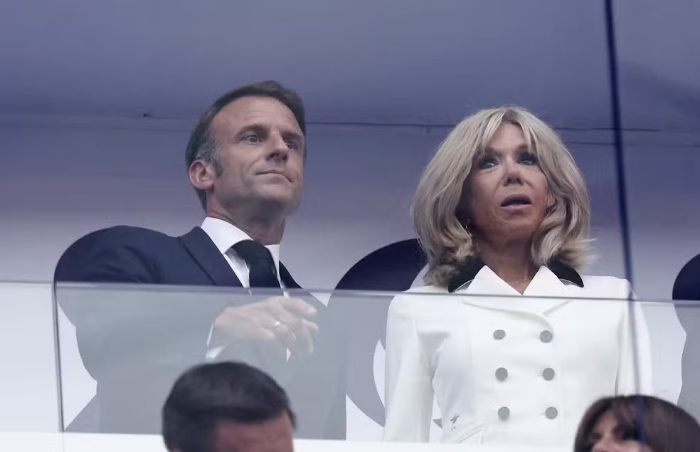 O presidente da França, Emmanuel Macron, e sua esposa, Brigitte Macron