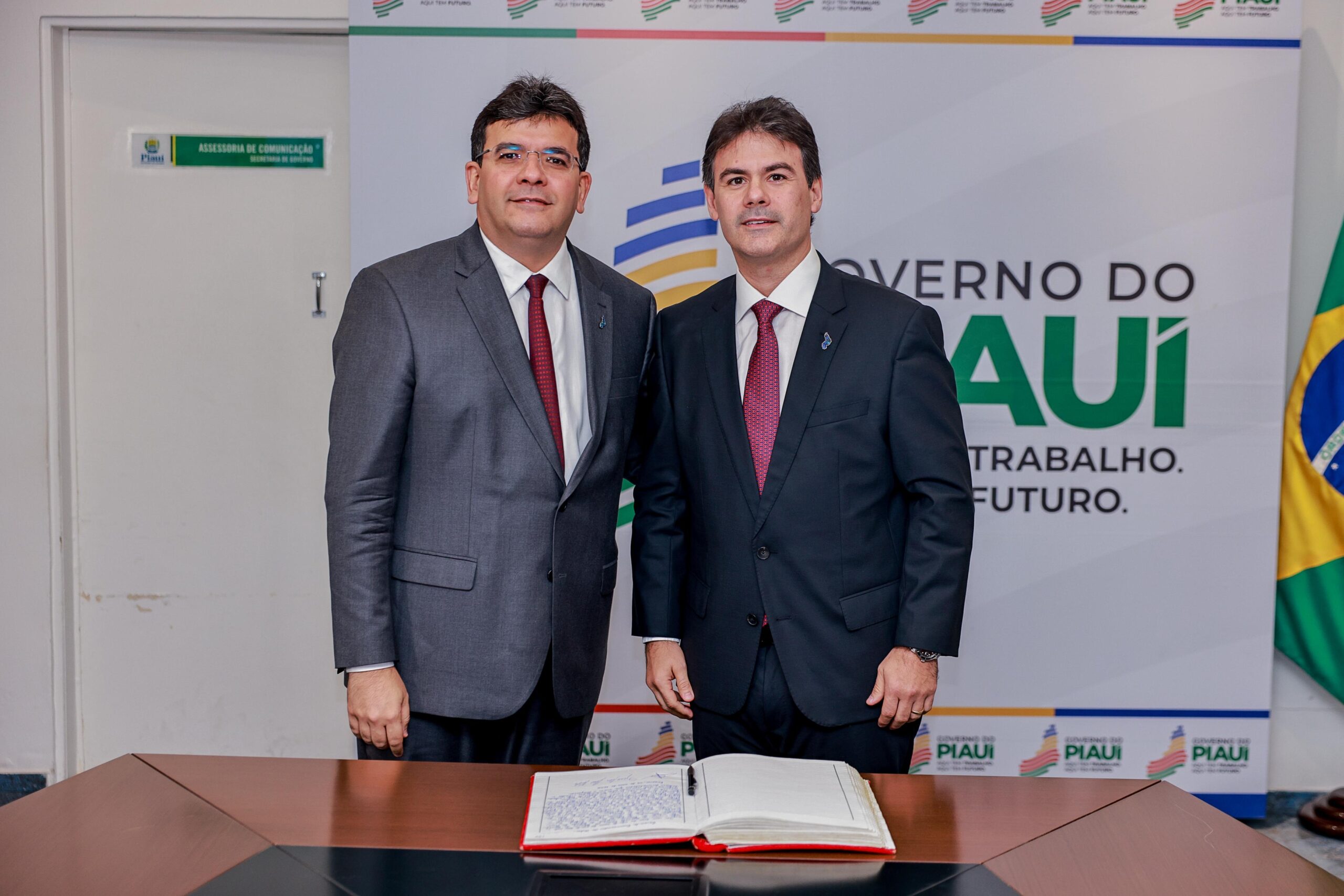 Governador Rafael Fonteles e o presidente da Alepi, deputado Severo Eulálio