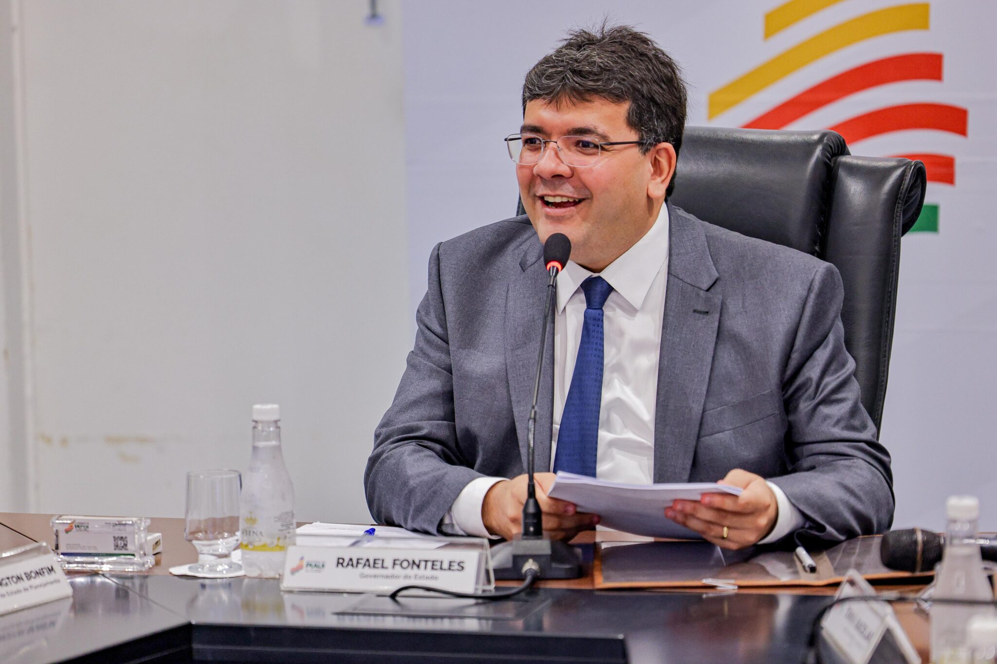O governador Rafael Fonteles