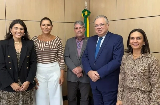 Florentino Neto e Janaína Marques anunciam campus do IFPI em Luzilândia