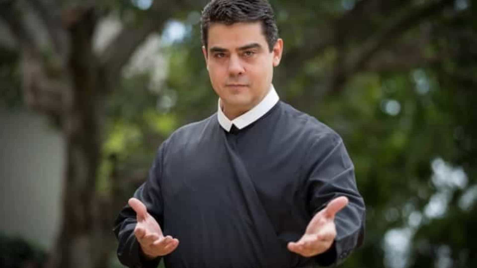 Padre Robson Oliveira