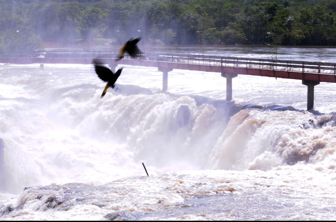 Cachoeira do Urubu: um espetáculo da natureza no Norte do Piauí