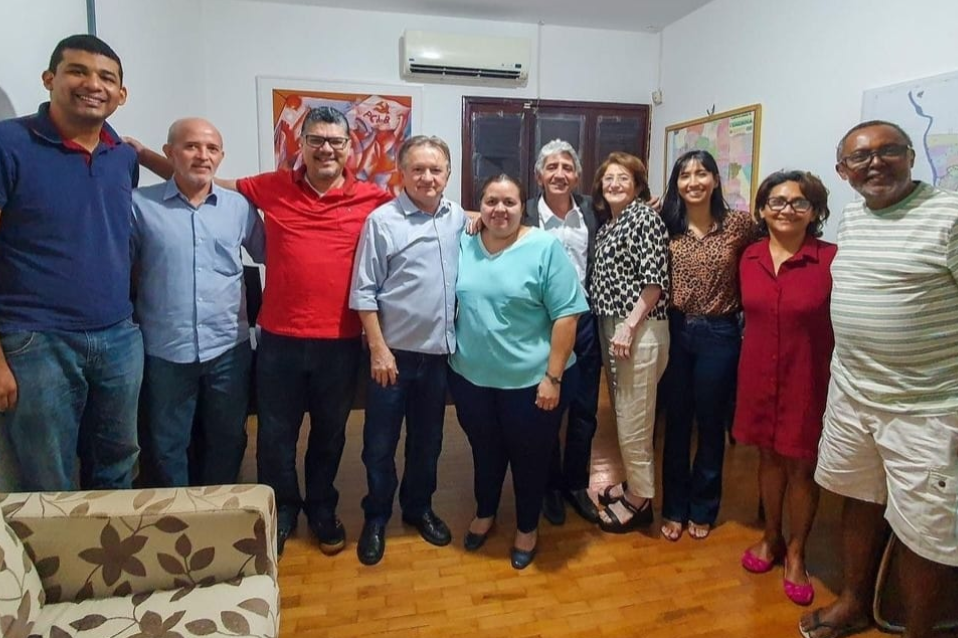 Petistas e comunistas unidos para recuperar o Brasil