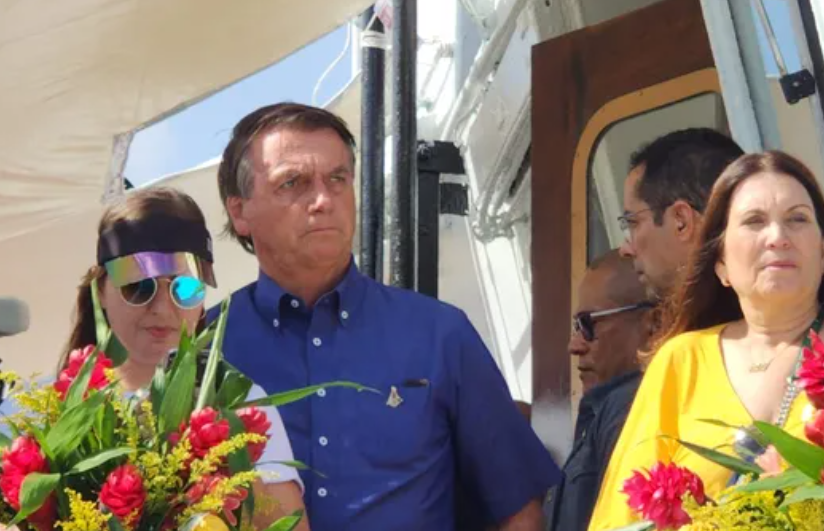 Bolsonaro tentar tirar proveito eleitoral do Círio de Nazaré