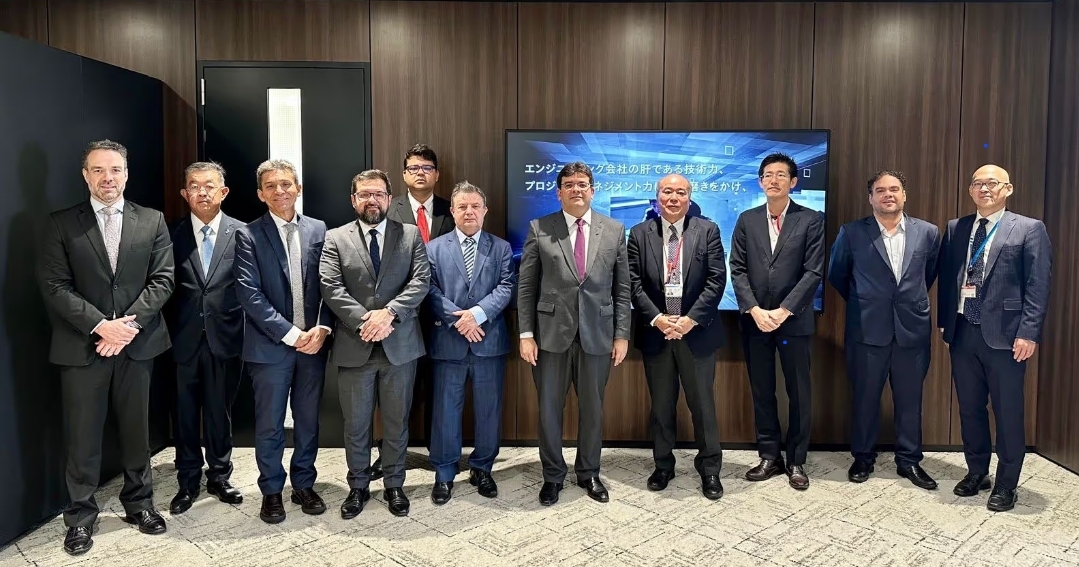 Rafael Fonteles com representantes da Toyo Engineering Corporation