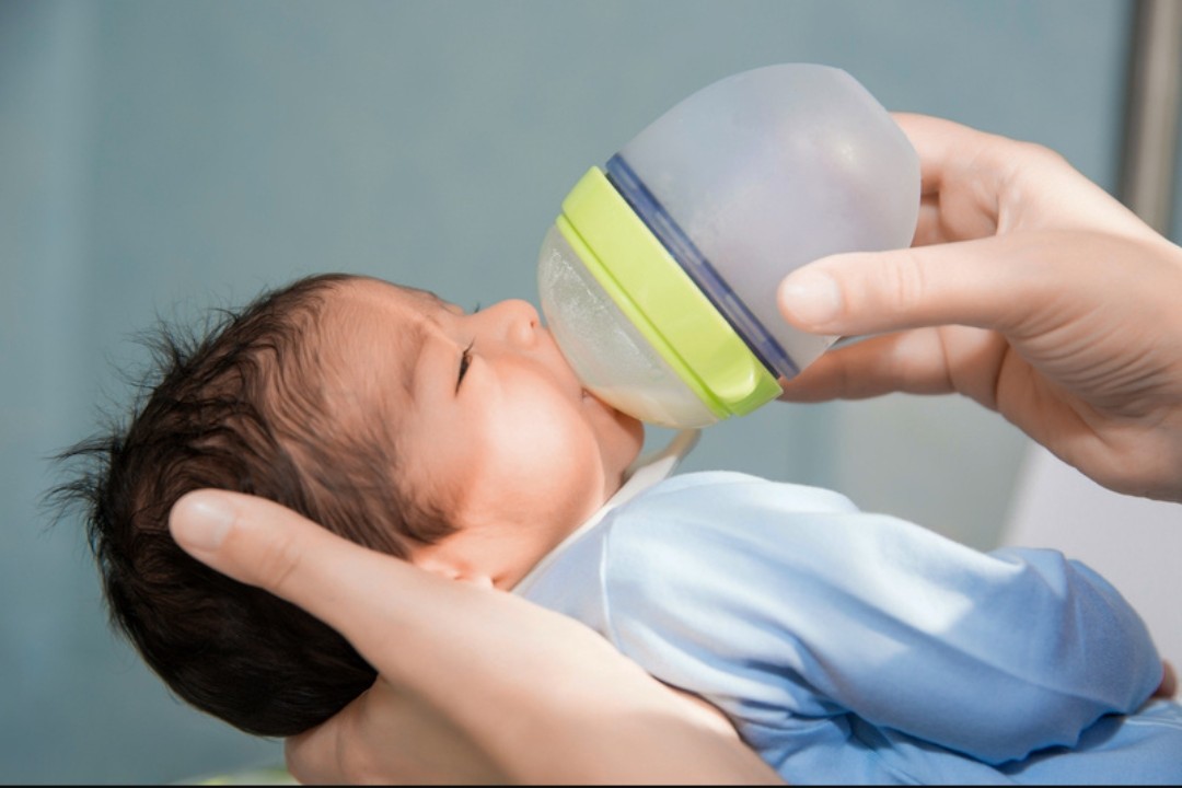 Bebê prematuro precisa de cuidados redobrados