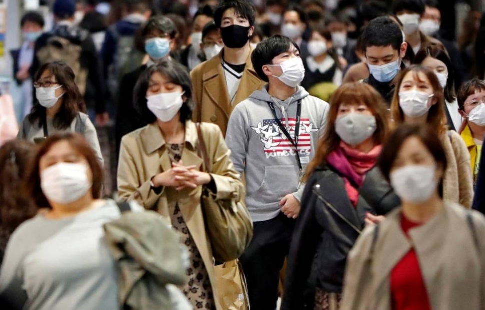 Em Tóquio o uso de máscaras já faz parte dos costumes dos japoneses