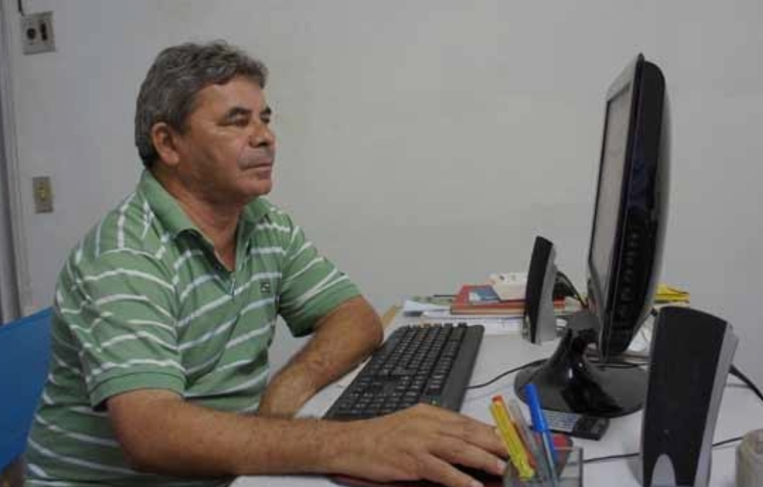 William Soares, um poeta dinâmico e inquieto