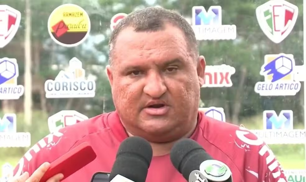 Higor César, técnico do Fluminense-PI