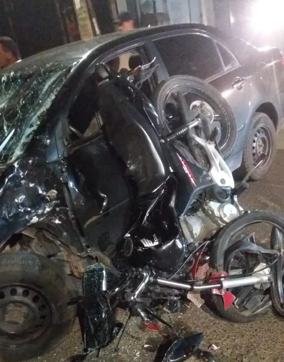 Motociclista morre na colisão com carro em Teresina