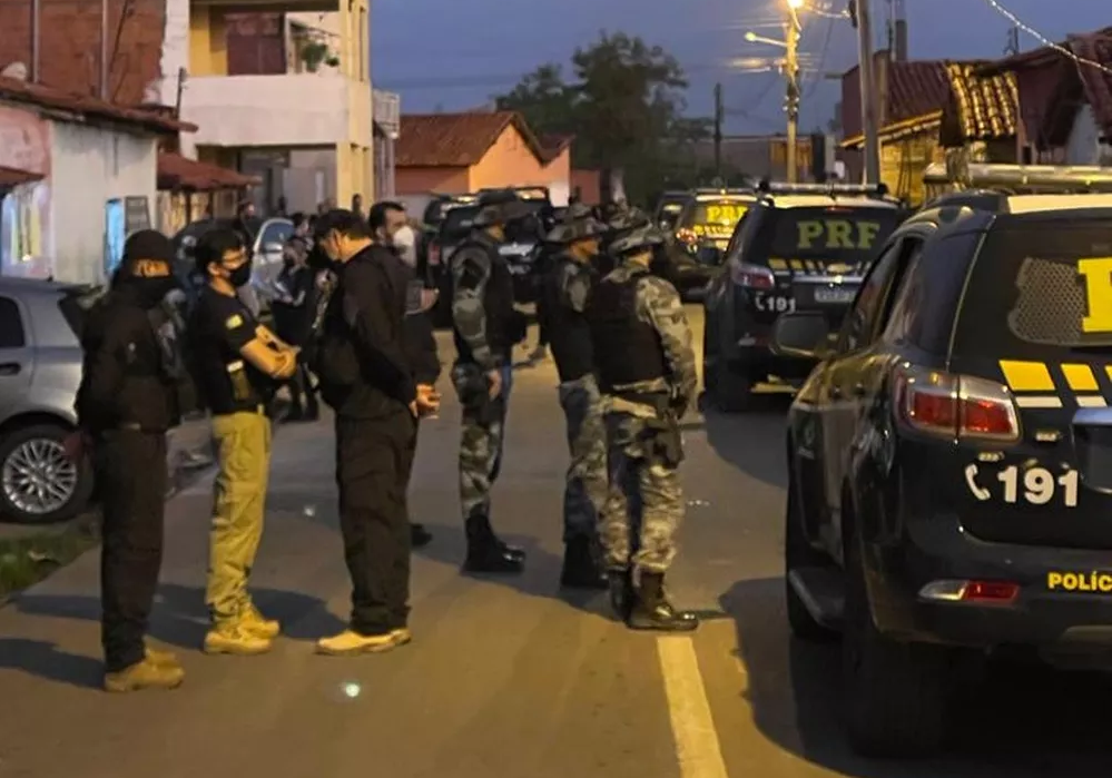 Polícia Civil prende 12 pessoas em Esperantina