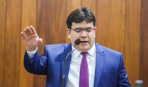 Rafael Fonteles toma posse como governador do Piauí