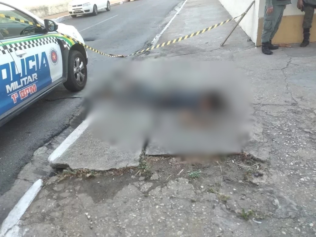 O homem teria tentado furtar a fiação de um poste na Avenida Maranhão