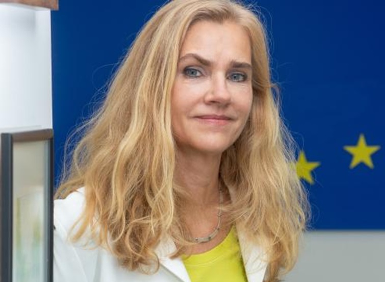 Embaixadora da União Europeia no Brasil, Marian Schuegraf
