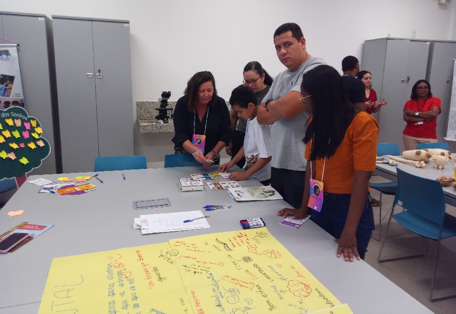 A iniciativa atua nas escolas de Teresina, especialmente para crianças e jovens