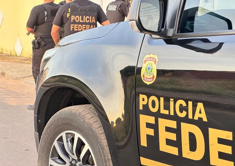 PF cumpre mandados de prisão em Teresina