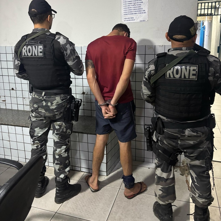 A tornozeleira eletrônica ajudou a polícia localizar o suspeito