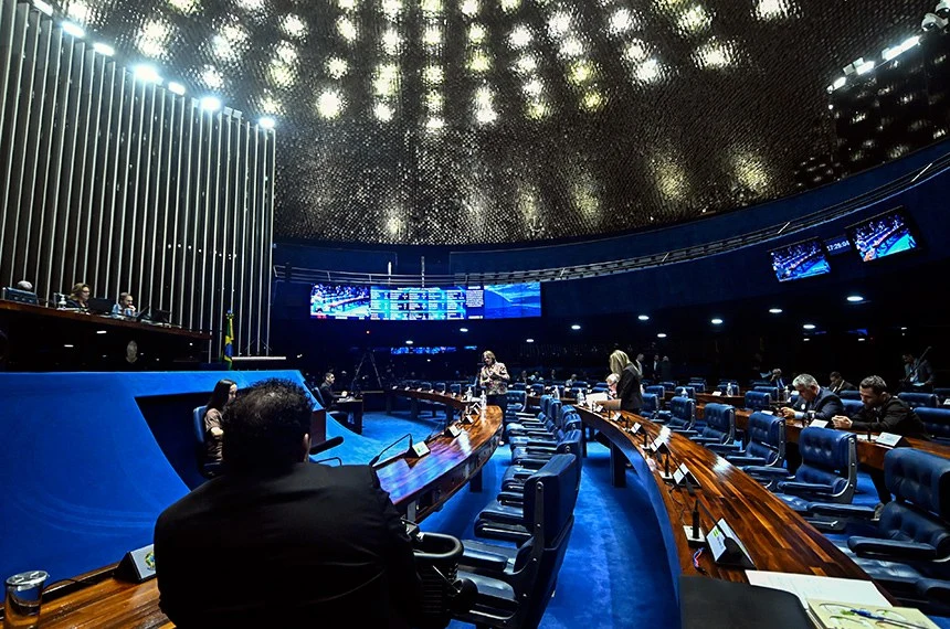 Senado aprova PL que determina validade mínima de alimentos