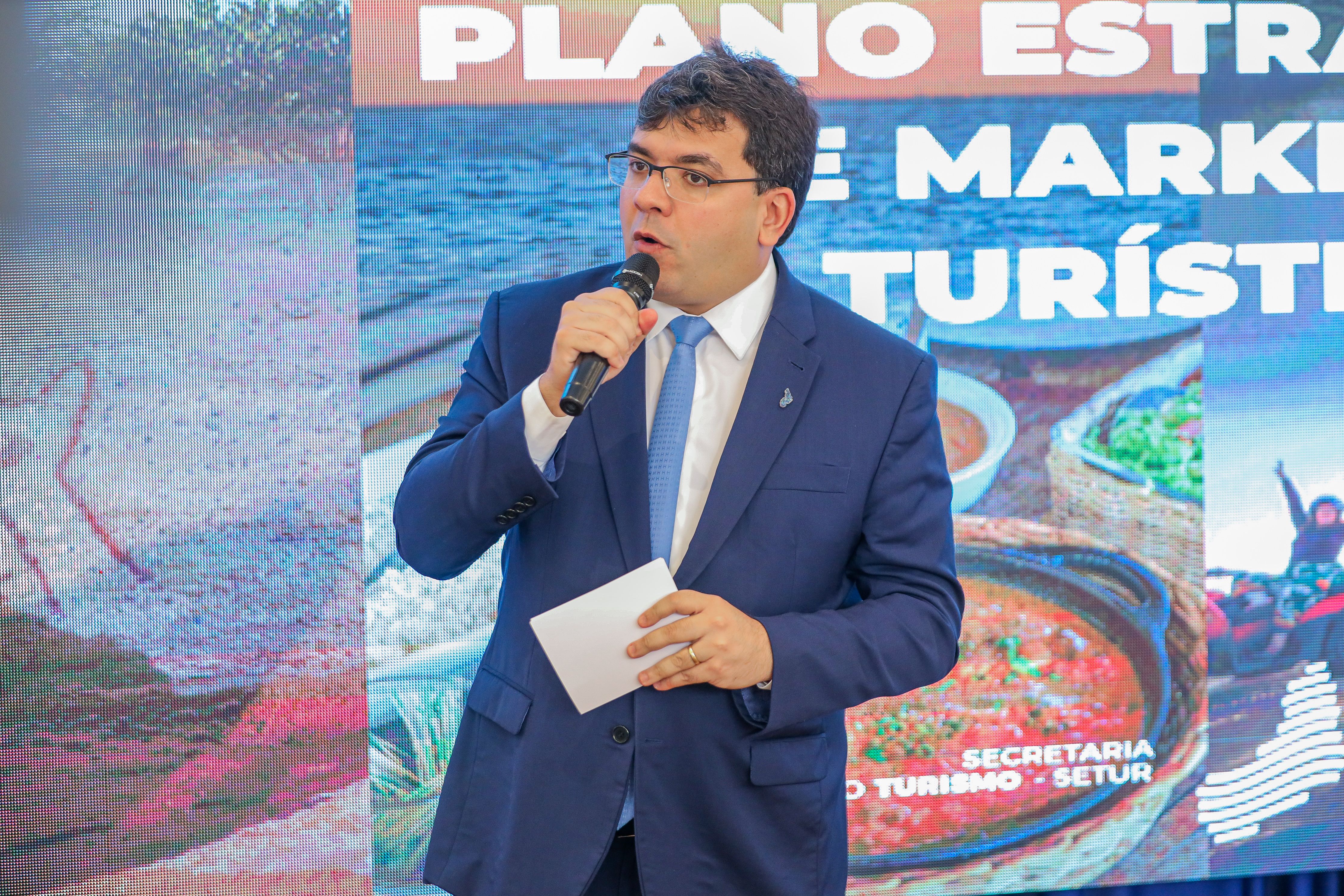 Rafael Fonteles lança Plano Estratégico de Marketing Turístico