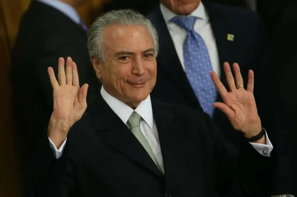 Ex-presidente Michel Temer comenta rumores de candidatura como vice de Bolsonaro em 2026