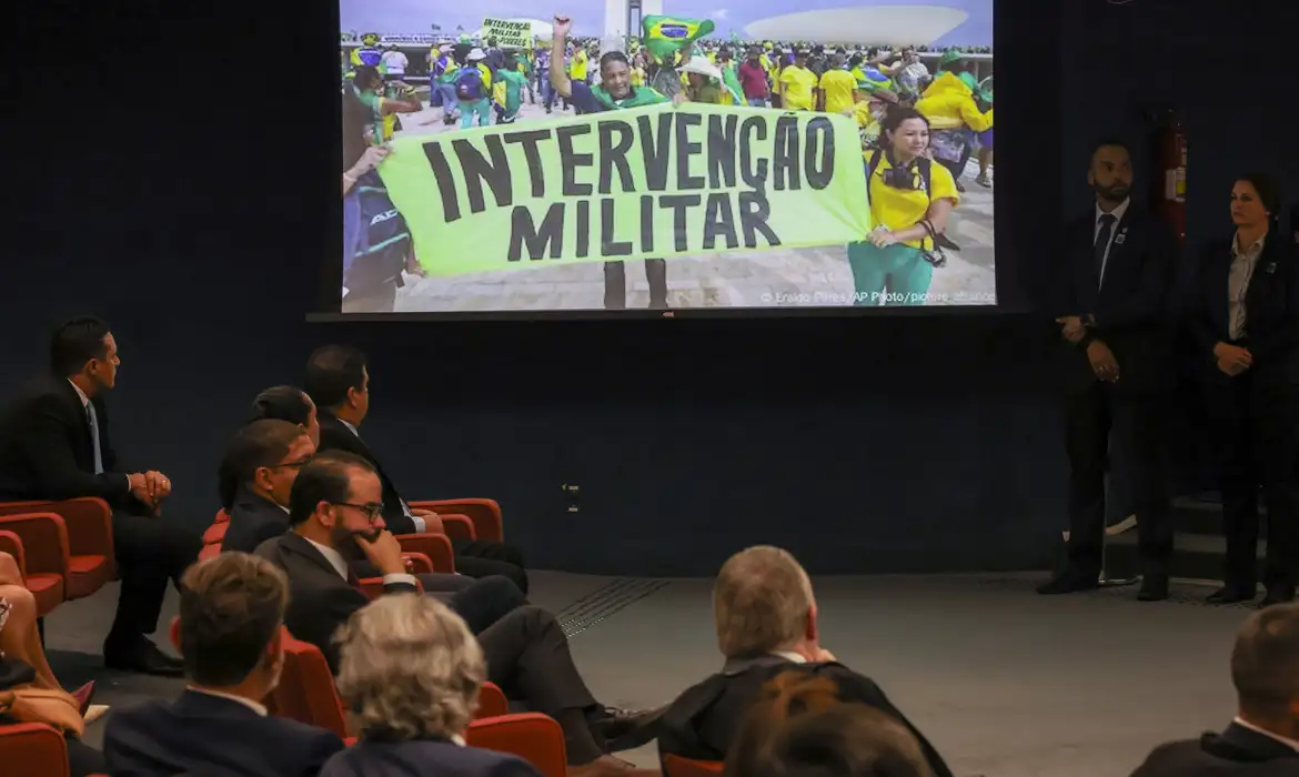 Até o momento, foram julgadas as denúncias contra os núcleos 1 e 2 da trama golpista, totalizando 14 réus