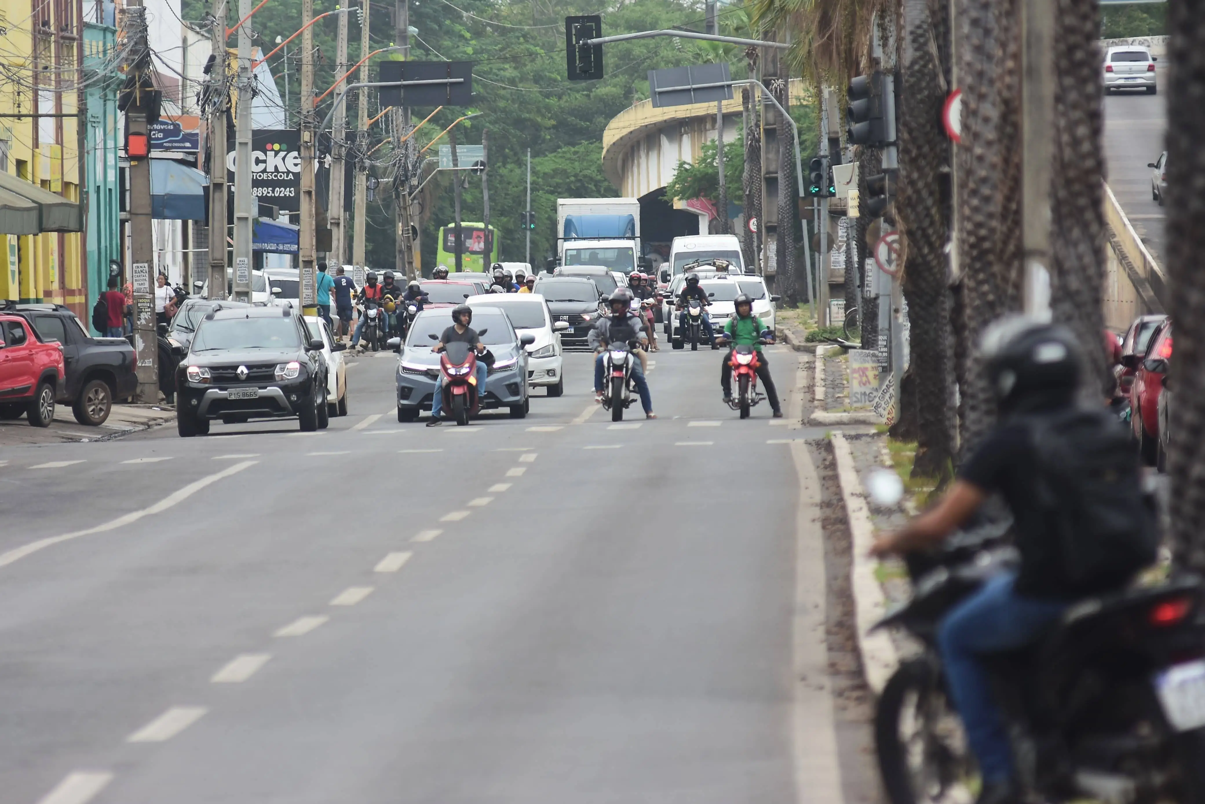Em Teresina, 41,88% dos trabalhadores levam entre 15 e 30 minutos para se deslocar de casa ao trabalho