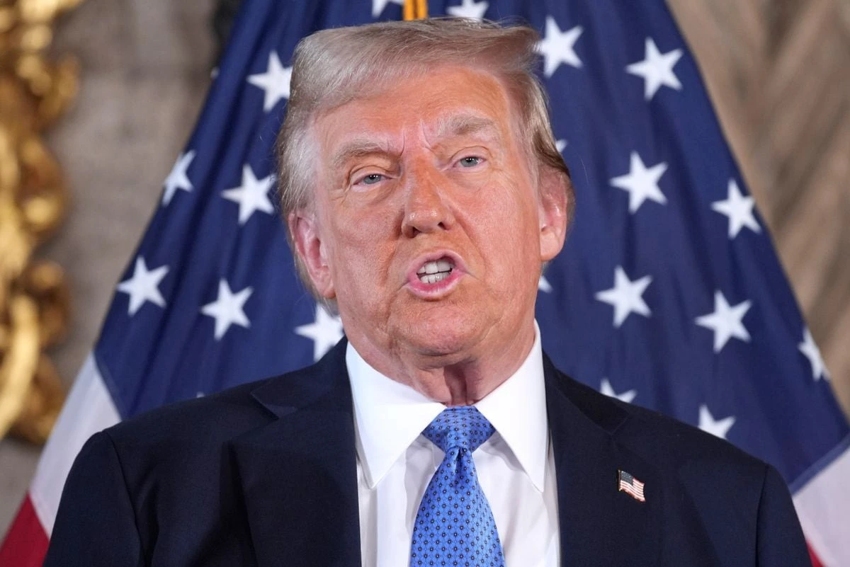 Trump assina decreto de taxação de 50% para o Brasil