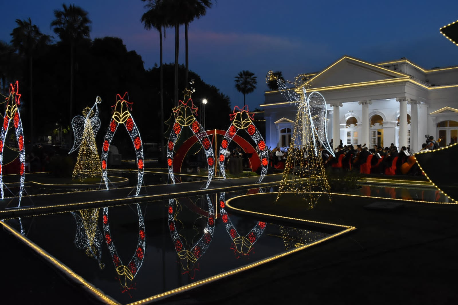 Decoração de Natal no Palácio de Karnak