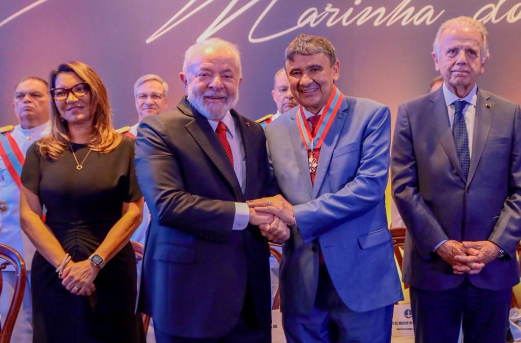 Presidente Lula com ministro Wellington Dias