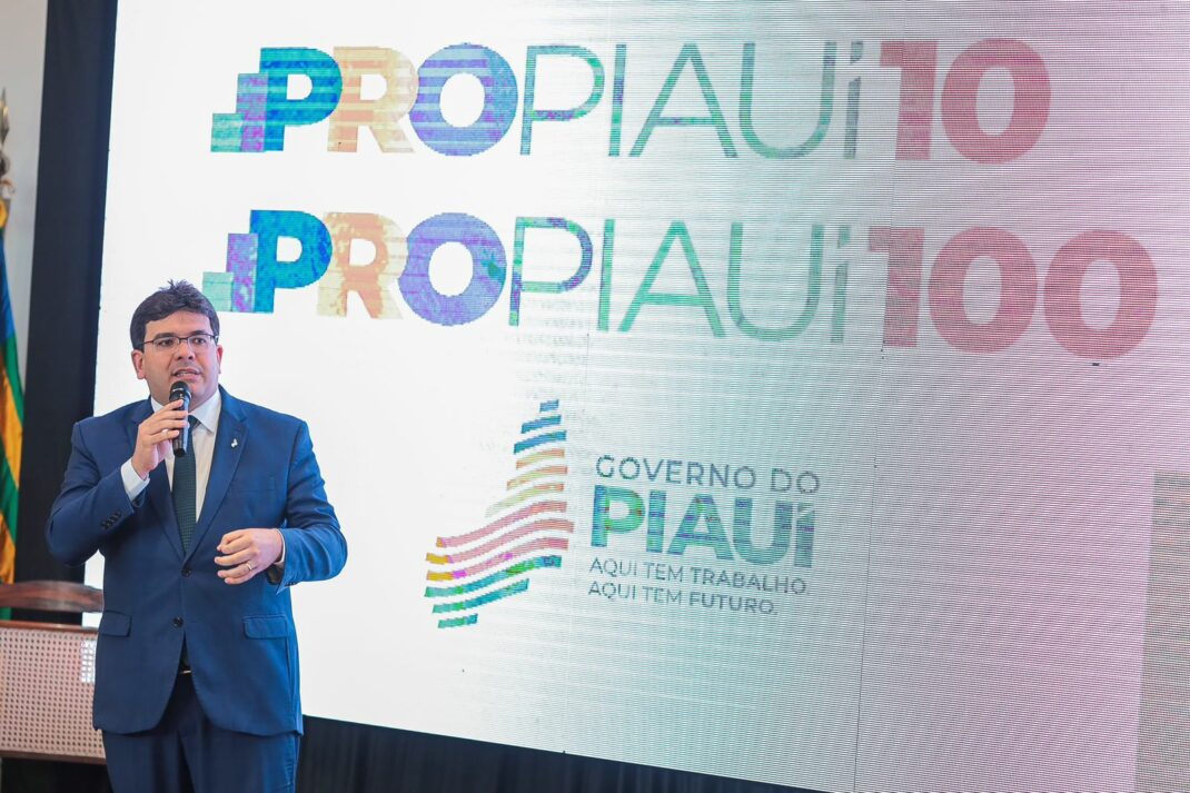 Rafael Fonteles no lançamento do novo PRO Piauí