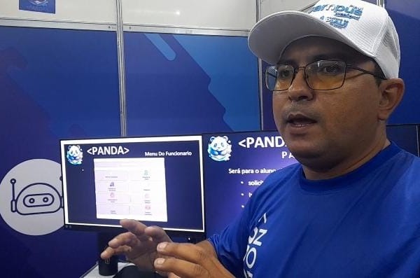 Allan dos Santos, professor do curso de Desenvolvimento de Sistemas