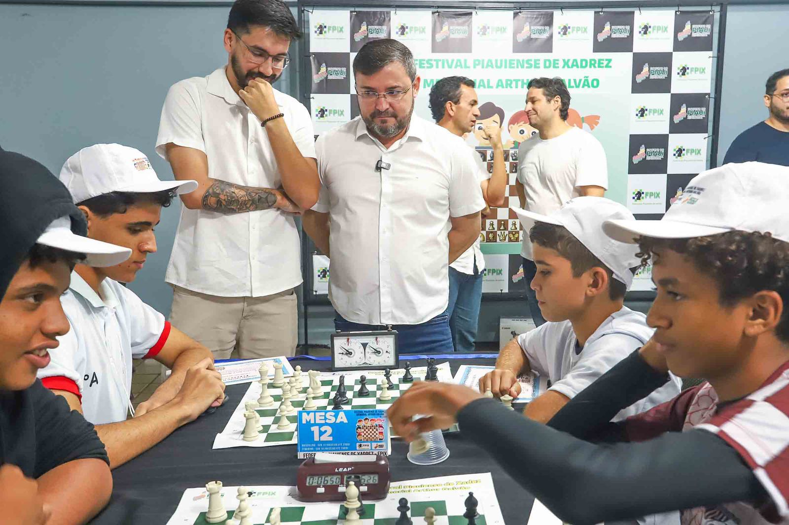 Propostas de Fábio Novo inclui ampliar ensino de xadrez nas escolas de Teresina