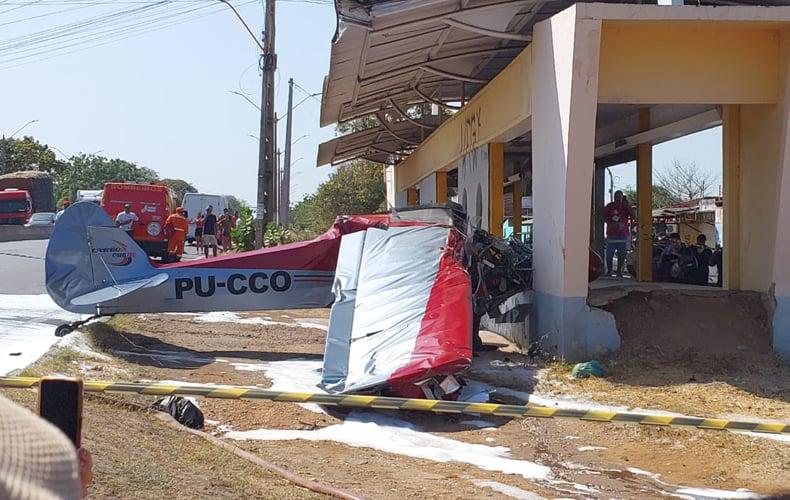 Avião cai sobre estação de ônibus na zona Sul de Teresina