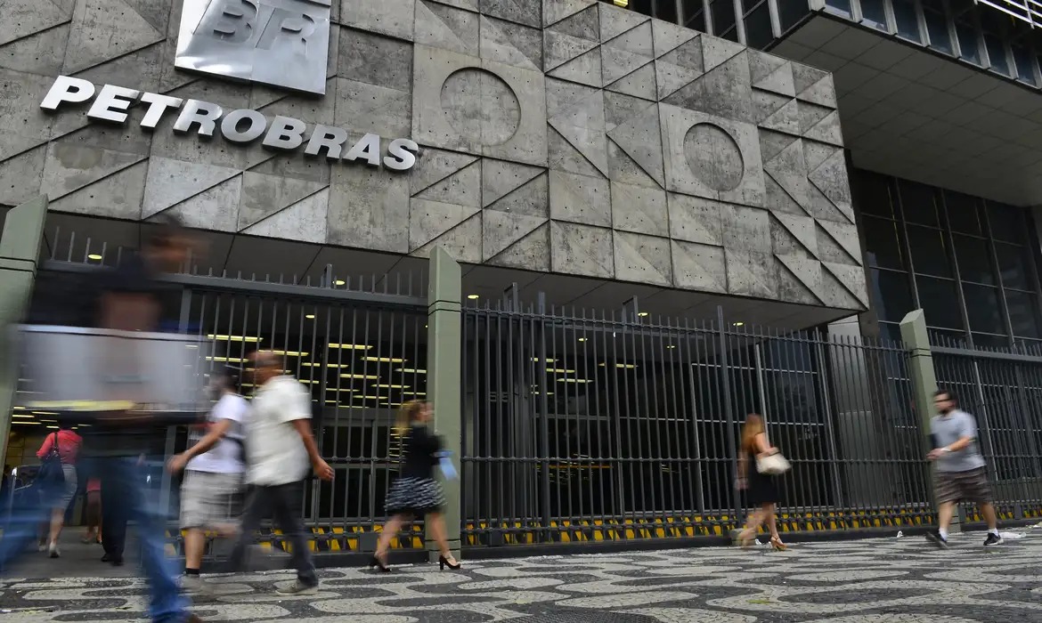 Petrobras atinge marca inédita