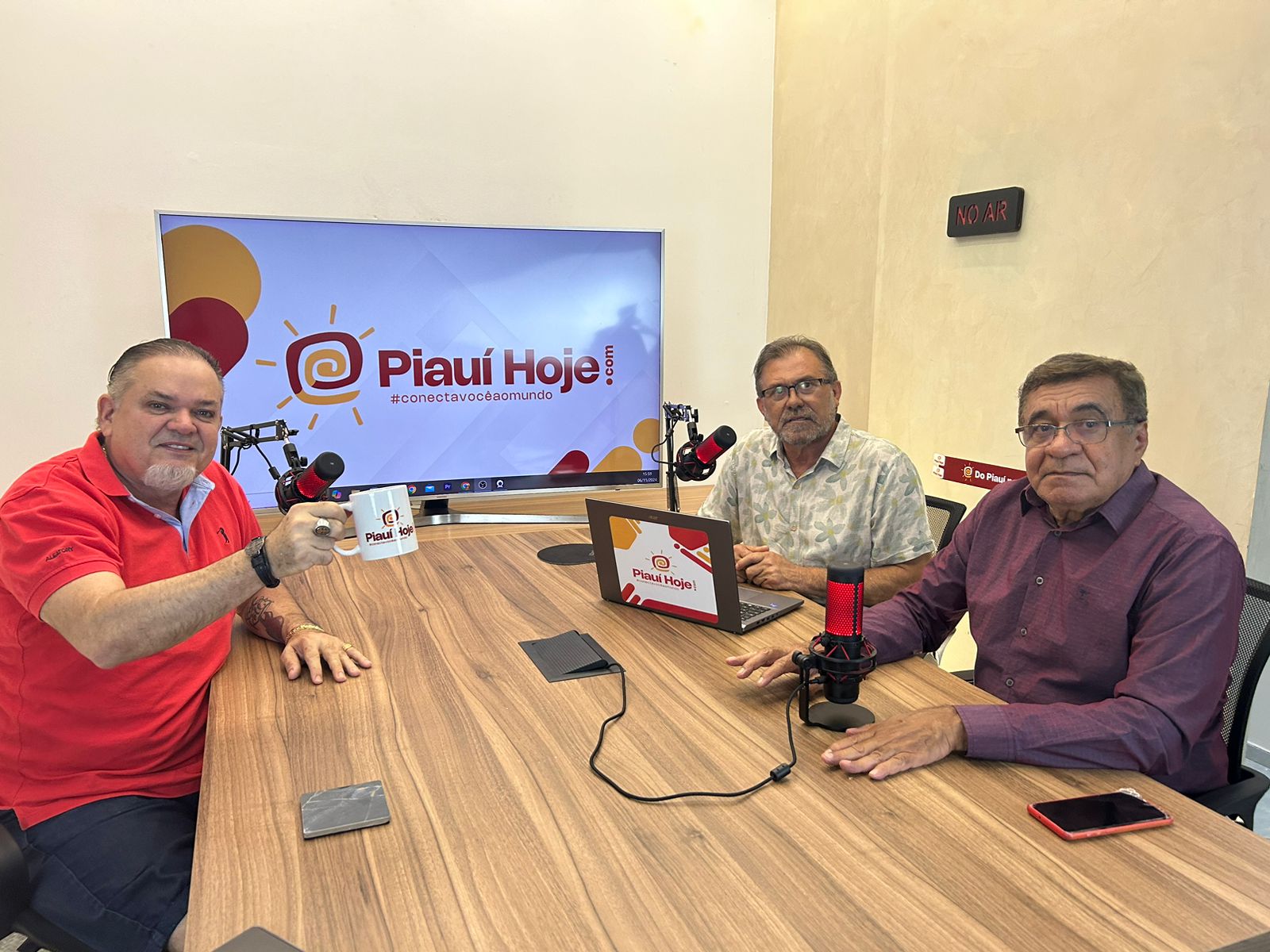 Roberto John, Maurício Solano e Luiz Brandão na redação do Piauí Hoje.Com