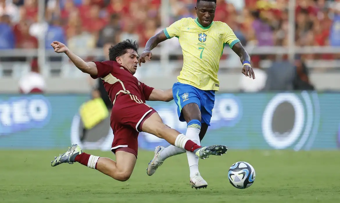 Brasil joga mal e não passa de empate com a Venezuela