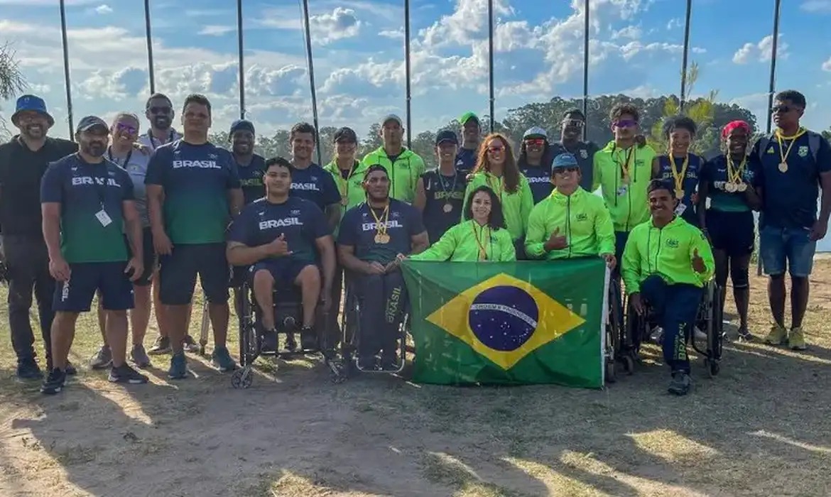 Equipe brasileira de canoagem paralímpica