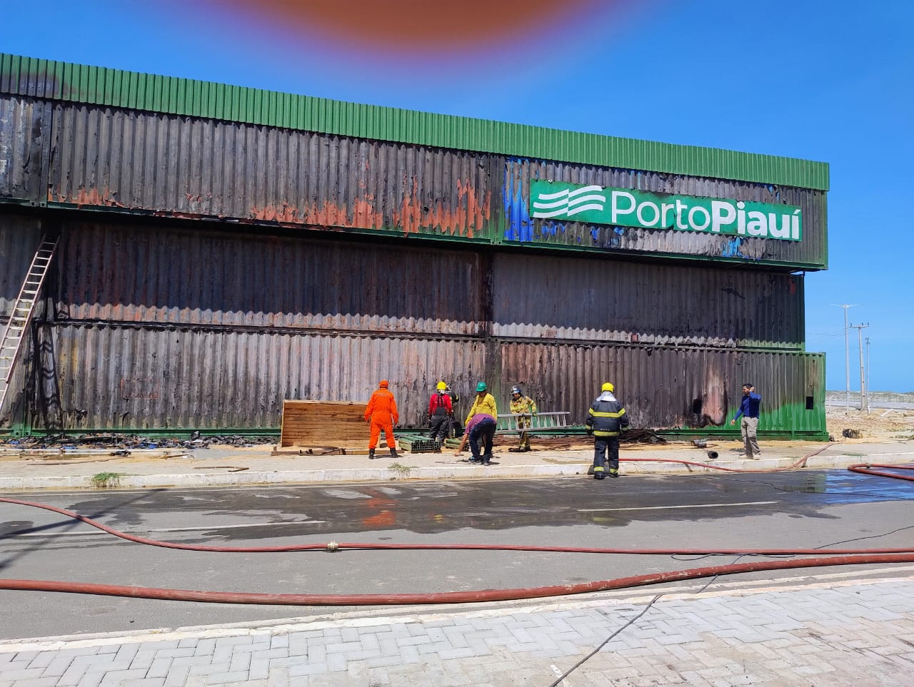 Incêndio na companhia Porto Piauí, em Luís Correia