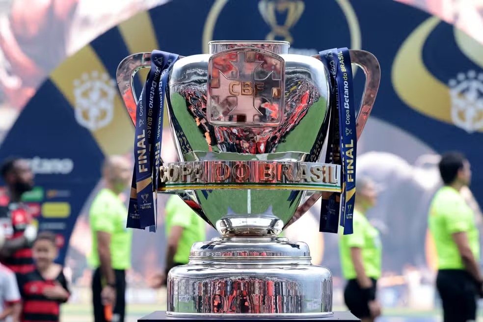 Taça troféu Copa do Brasil